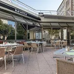מלון Centre Rive Droite