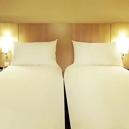 Centre Rive Droite Otel
