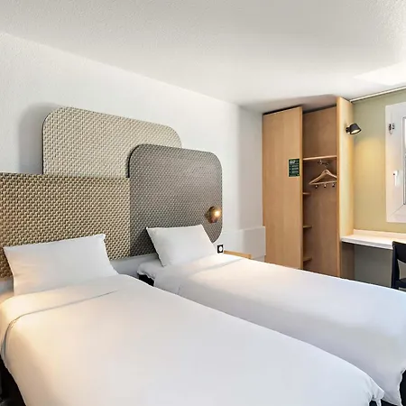 Hotel Centre Rive Droite 3*