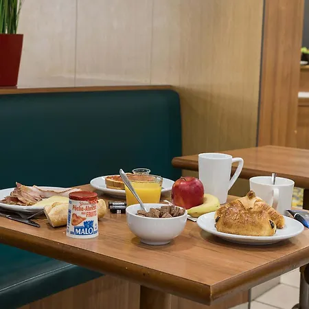 Szálloda Centre Rive Droite 3*