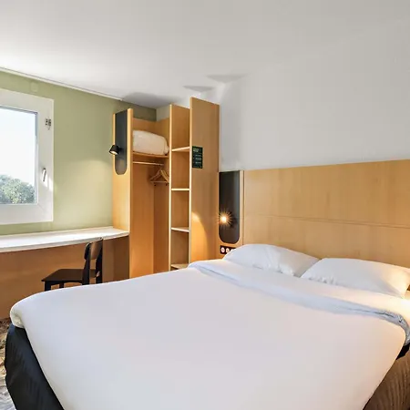 Centre Rive Droite Руан