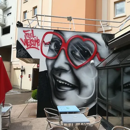 Centre Rive Droite 3* Руан