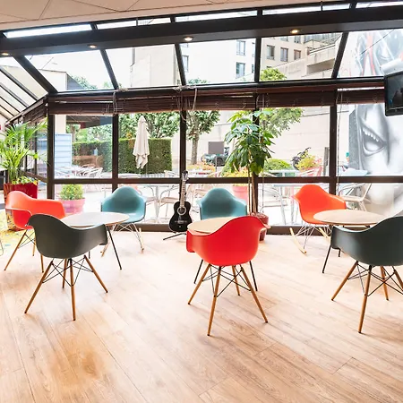 Centre Rive Droite Hotel