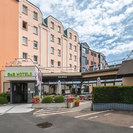 Centre Rive Droite Hotel 3*