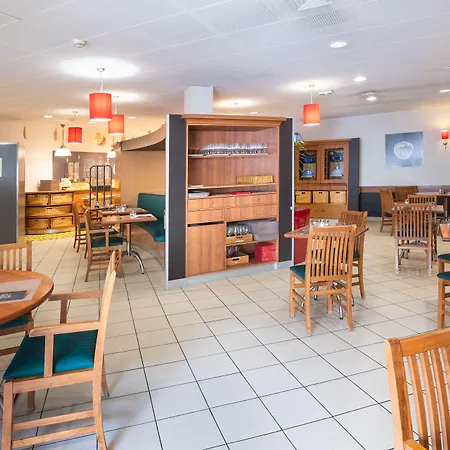 Centre Rive Droite Руан