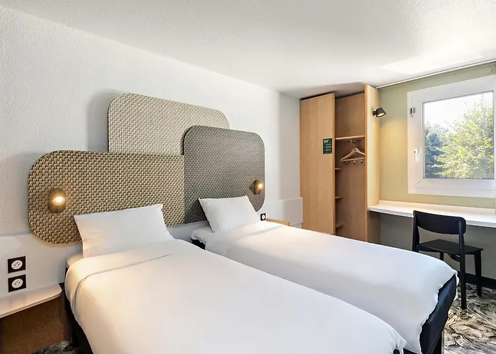 Hotel Centre Rive Droite 3*