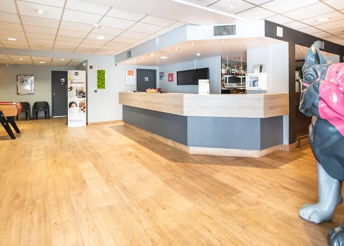 Centre Rive Droite 3* Rouen