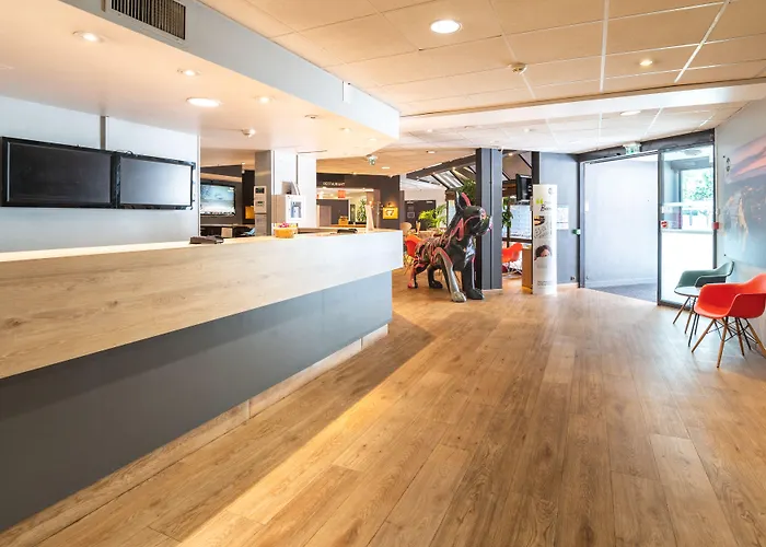 Centre Rive Droite Hotel