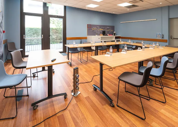 Centre Rive Droite 3* Rouen