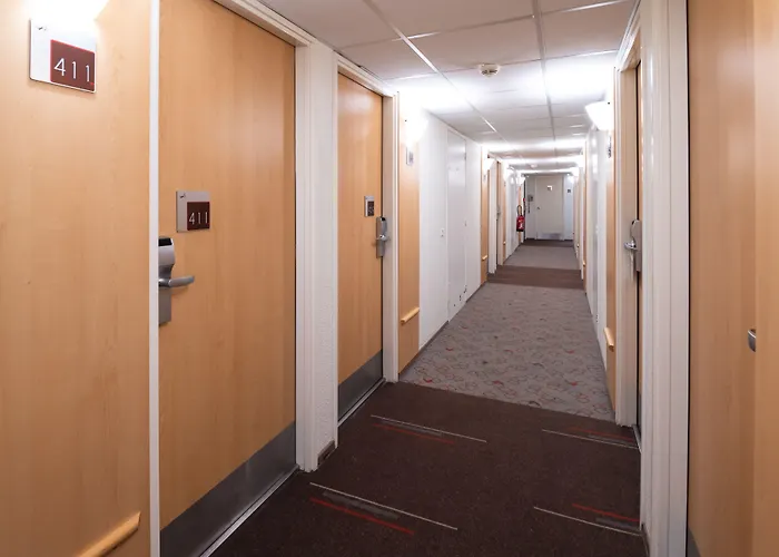 Centre Rive Droite Hotel