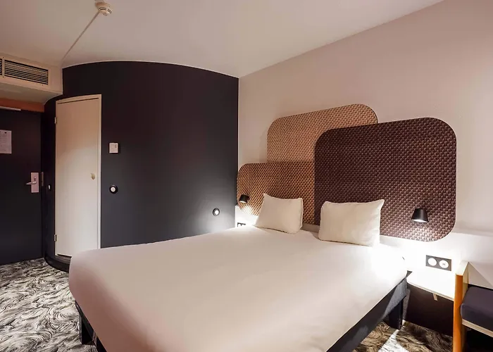 Centre Rive Droite Hotel